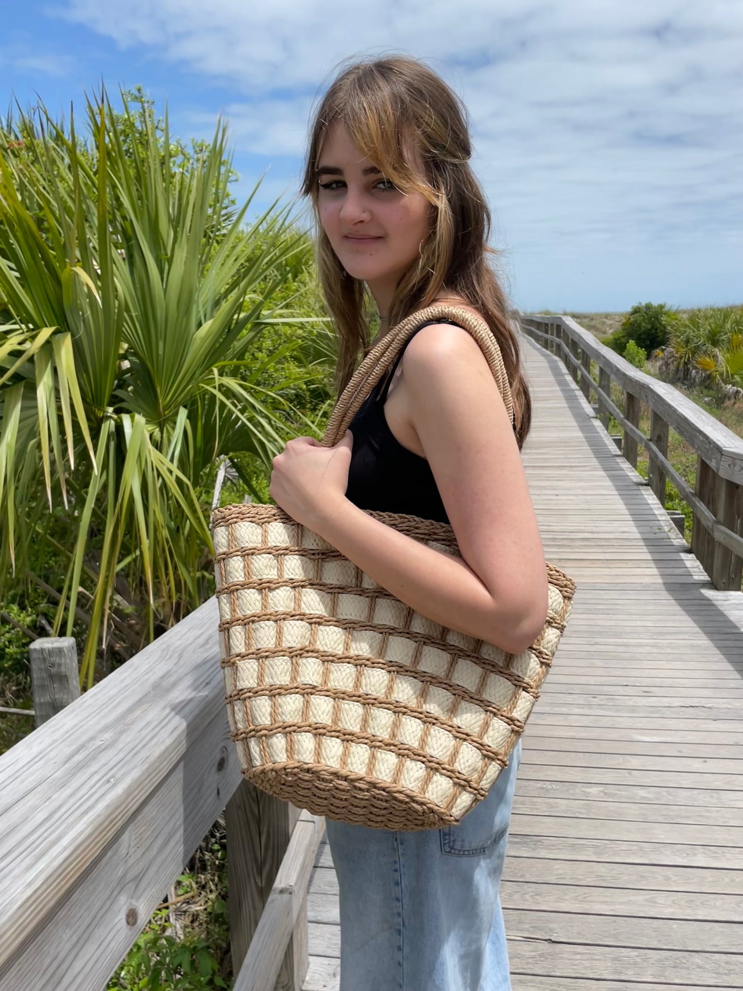 Sunwoven Chic Tote