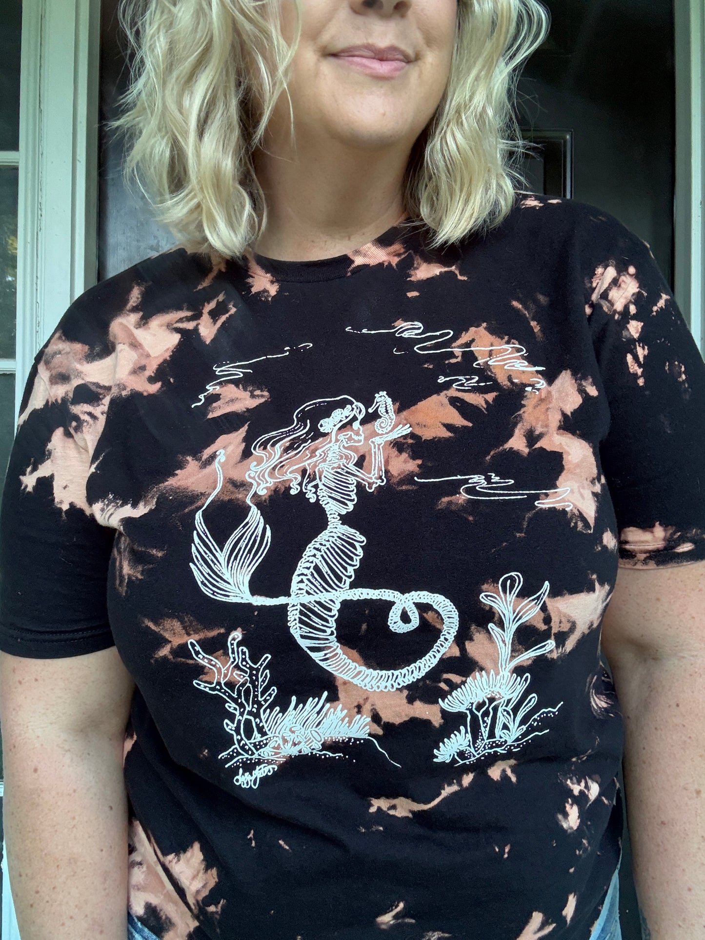 SkeleMermaid Tee
