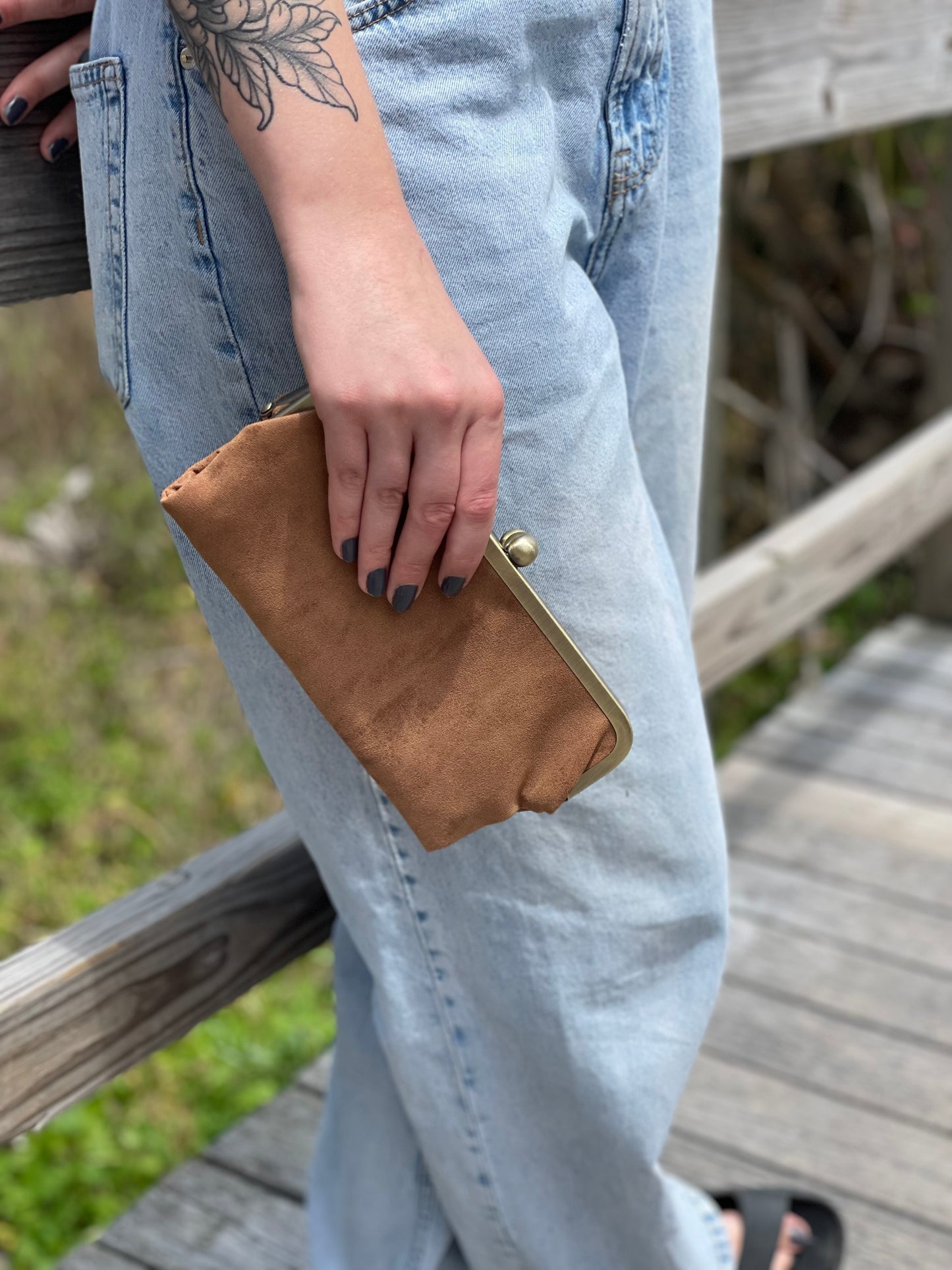 Rustic Radiance Clutch