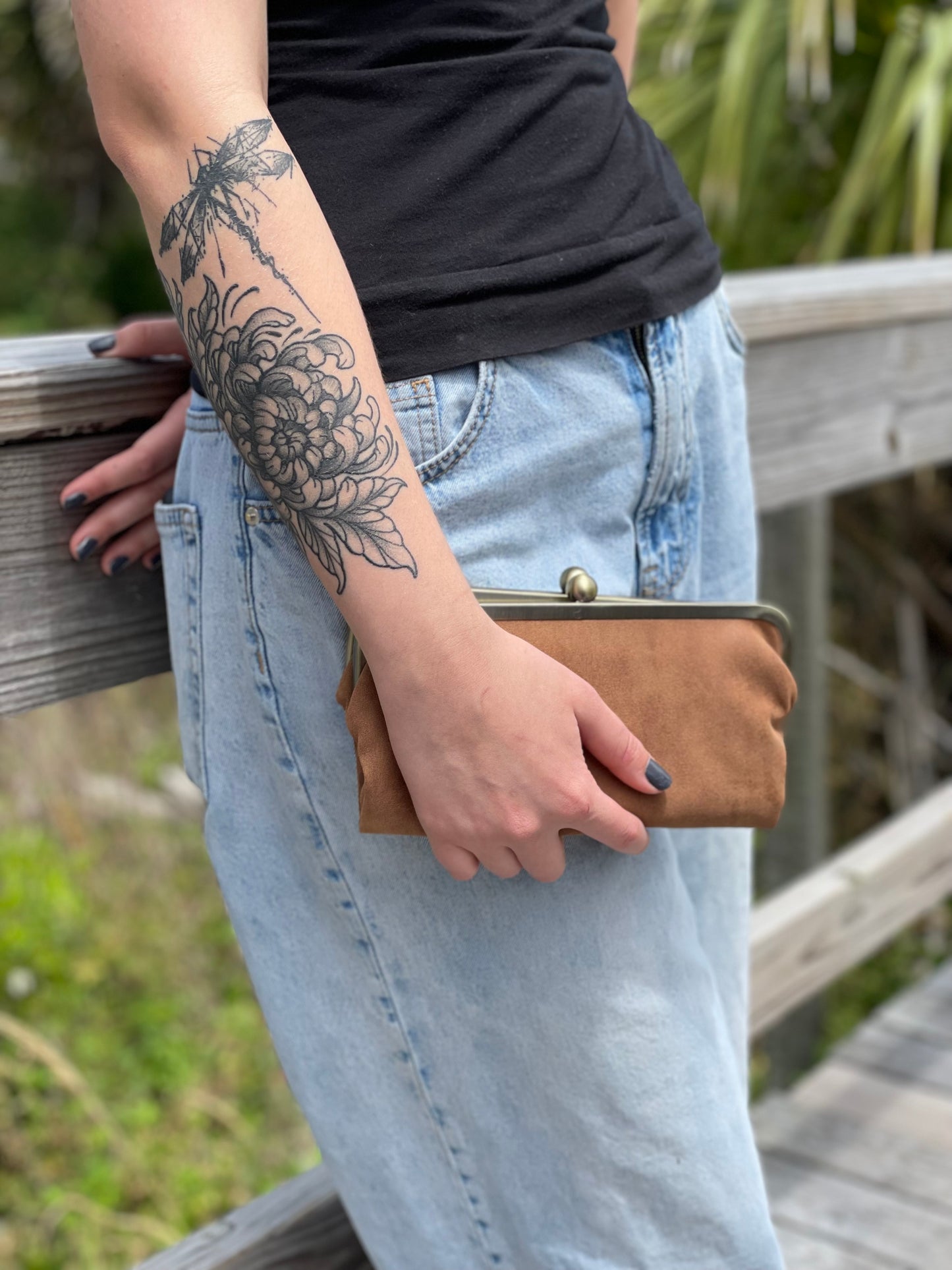 Rustic Radiance Clutch