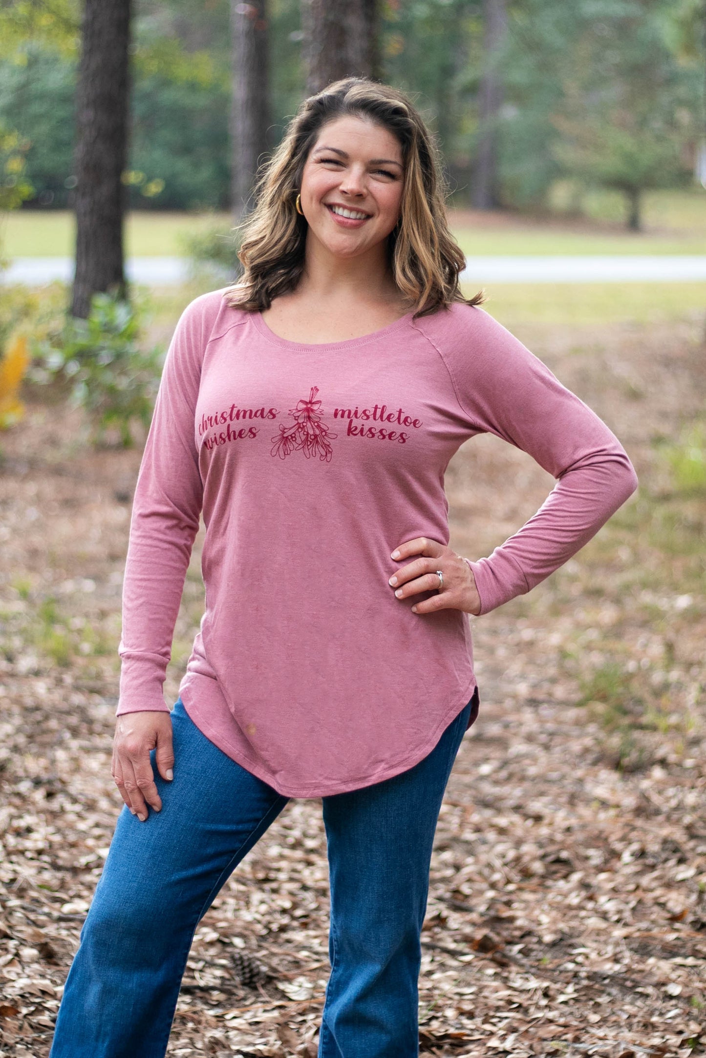 Mistletoe Kisses Long Sleeve Tee