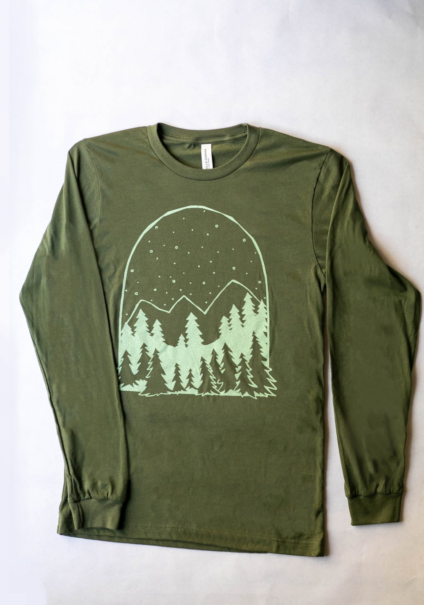 Snowy Forest Green Tee