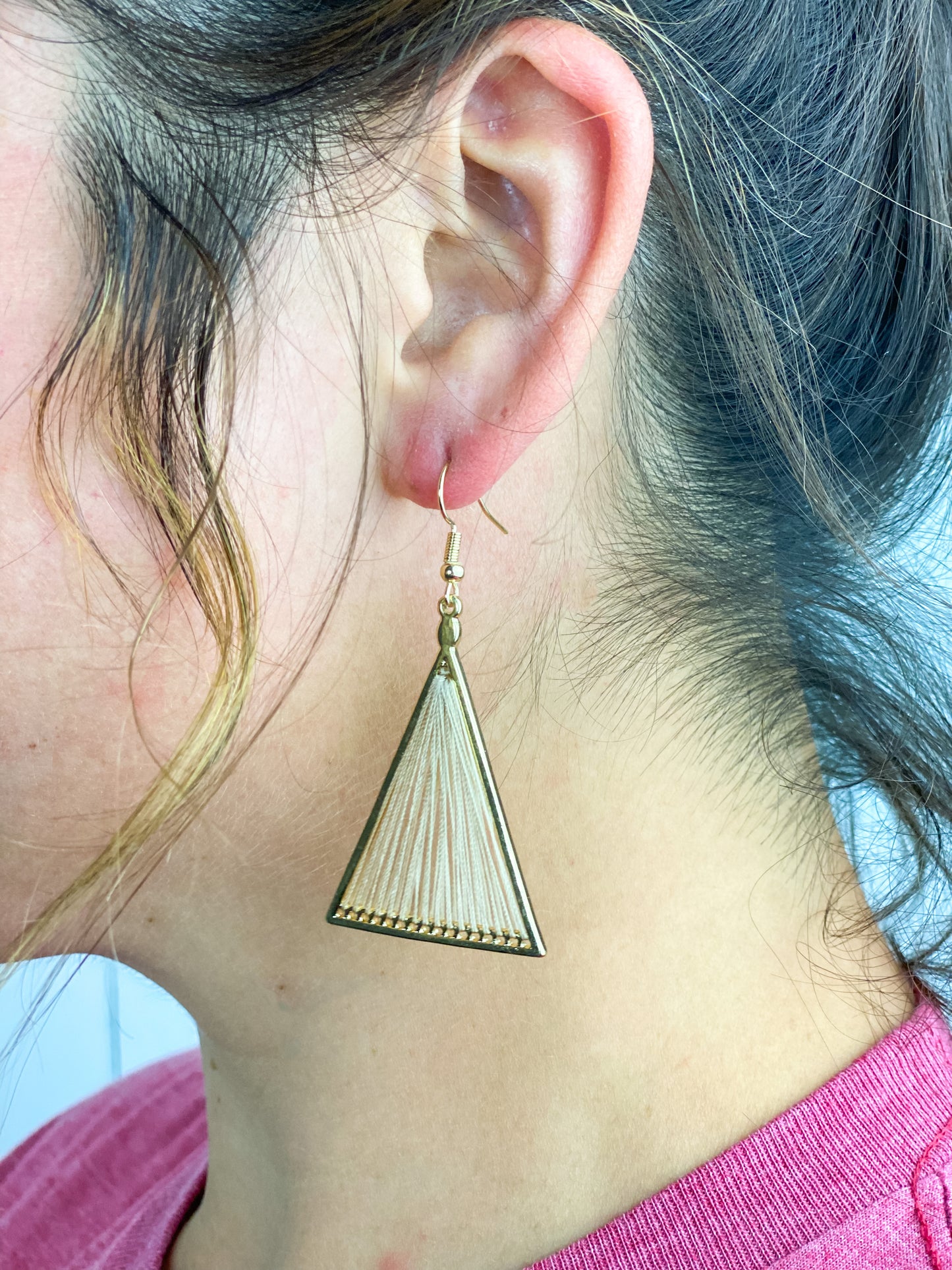 Sting Triangle Dangling Earrings