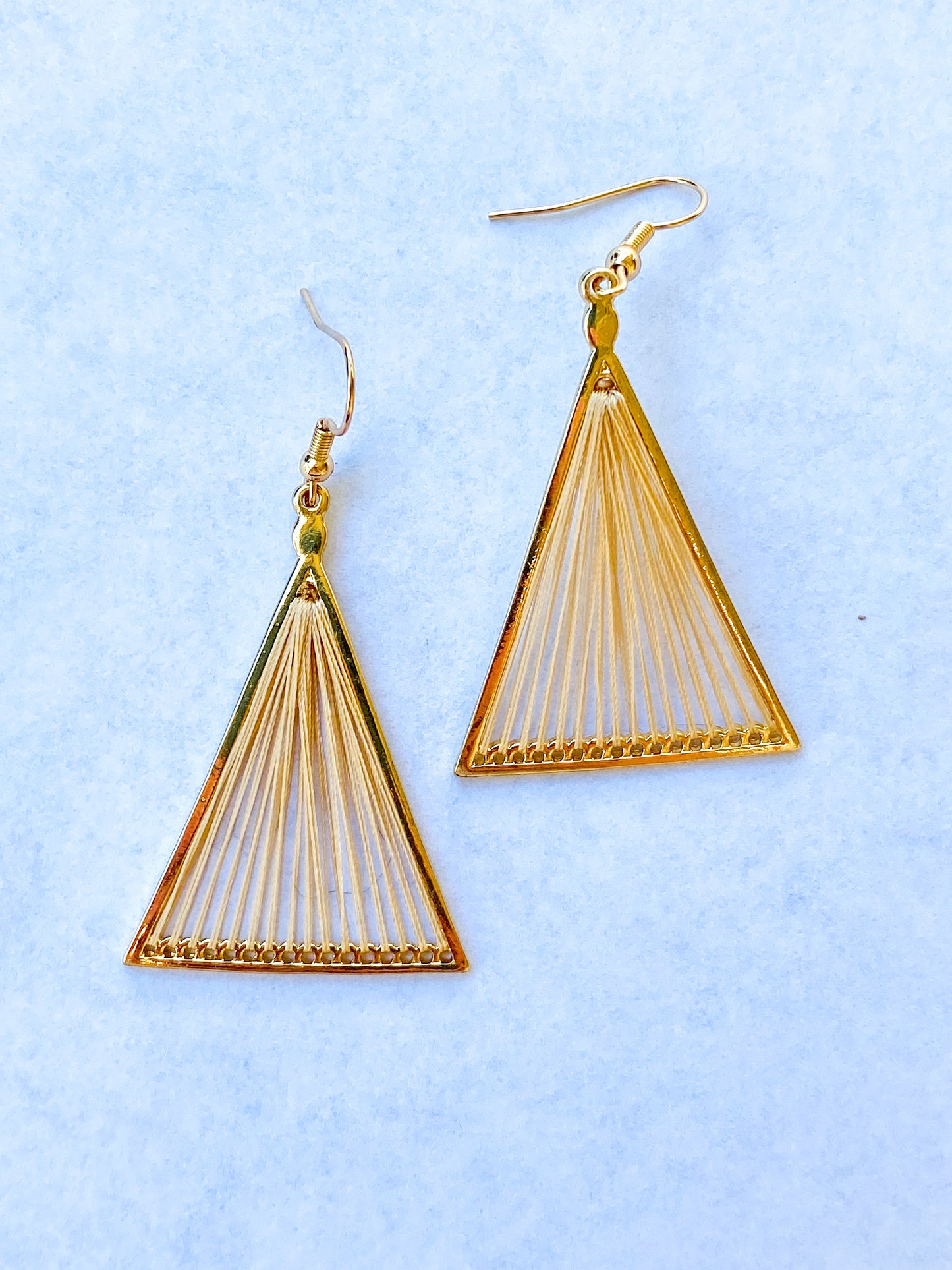 Sting Triangle Dangling Earrings